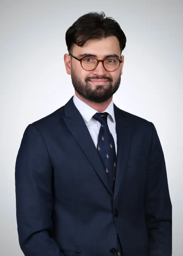 Associé Süleyman Yasir Zorlu