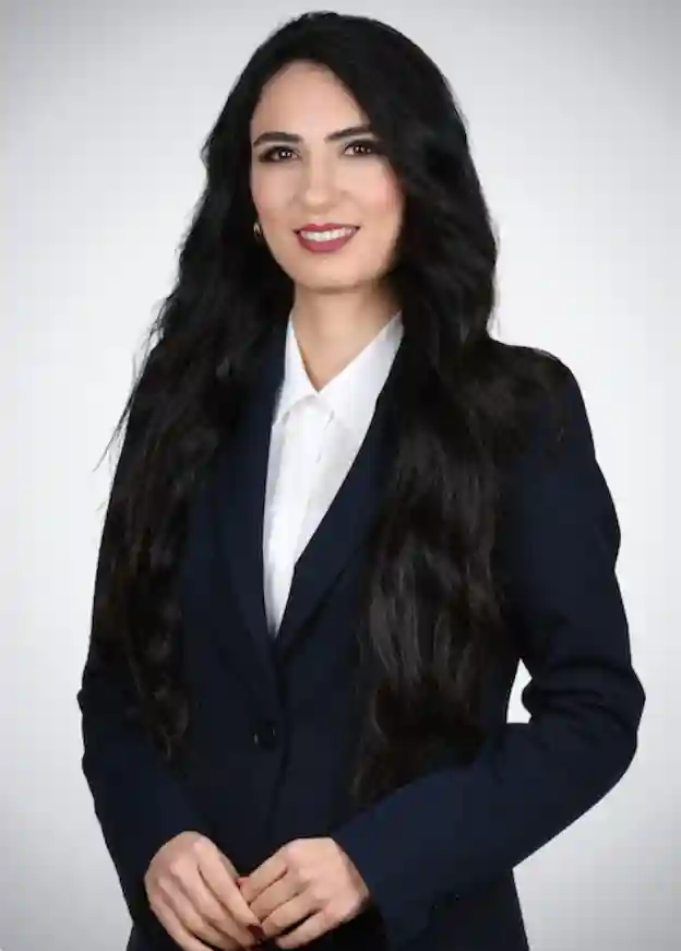 Associé Aysın Pınar Uçeş